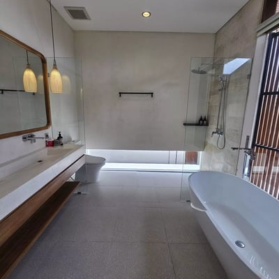 Long-term rental of a 3-bedroom villa in Singakerta, Bali, Indonesia