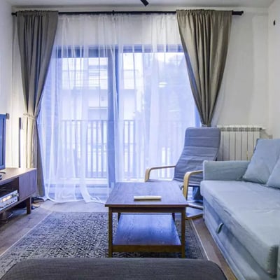 Location longue durée d’un appartement de 2 pièces, 54 m², Voždovac, Belgrade, Serbie