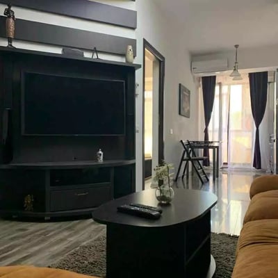 Alquiler a largo plazo de un piso de 2 habitaciones, 59 m², Tomis Plus, Constanza, Rumanía