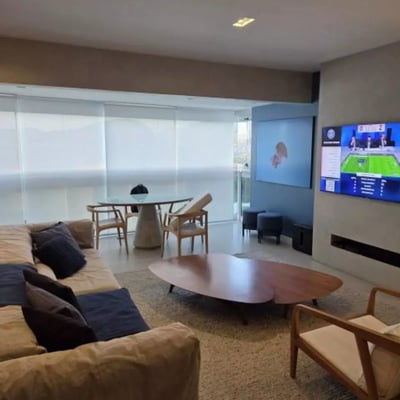 Long-term rental of a 2-room apartment, 74 m², Península, Rio de Janeiro, Brazil