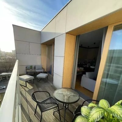 Langfristige Miete einer 2-Zimmer-Wohnung, 55 m², Wola, Warschau, Polen