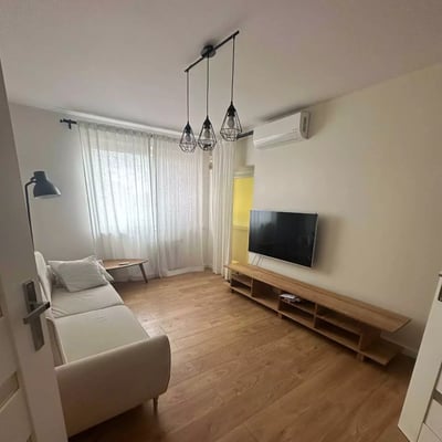 Langzeitmiete einer 2-Zimmer-Wohnung, 56 m², im Stadtteil Krowodrza, Krakau, Polen