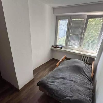 Langzeitmiete einer 2-Zimmer-Wohnung, 37 m², im Stadtteil Olsza, Krakau, Polen