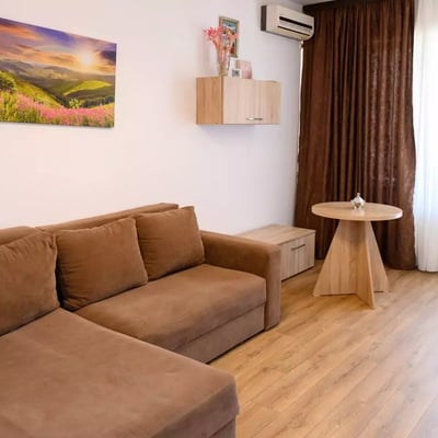 Long-term rental of a 2-room apartment, 45 m², in Mamaia, Constanța, Romania