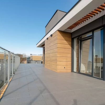 Долгосрочная аренда 4-комнатной квартиры 96 м² в районе Stare Miasto, Краков, Польша