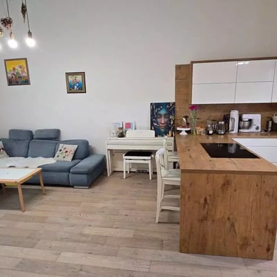 Langzeitmiete einer 4-Zimmer-Wohnung, 85 m², in Dúbravka, Bratislava, Slowakei