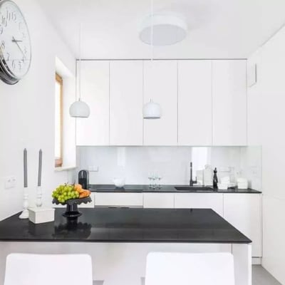 Long-term rental of a 2-room apartment, 62 m², in Mokotów, Warsaw, Poland