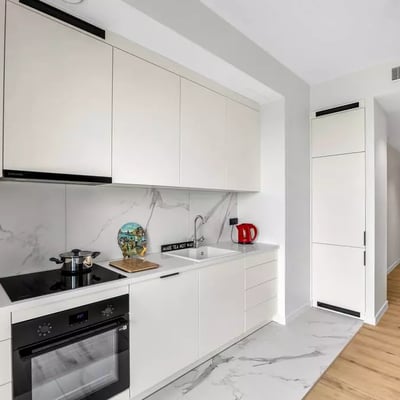 Long-term rental of a 3-room apartment, 82 m², in Wola, Warsaw, Poland