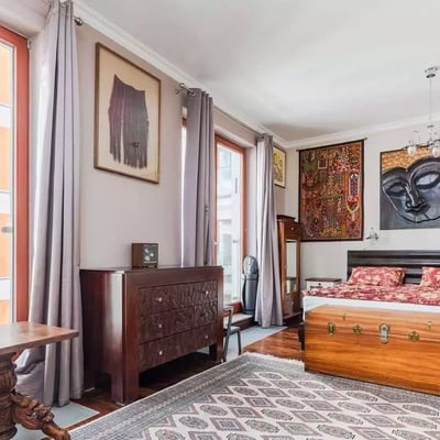 Long-term rental of a 3-room apartment, 110 m², in Śródmieście Południowe, Warsaw, Poland