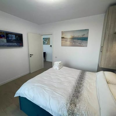 Long-term rental of 2-room apartments, 45 m², in Mamaia district, Constanța, Romania