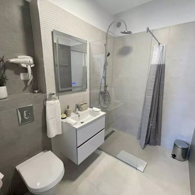 Long-term rental of 2-room apartments, 45 m², in Mamaia district, Constanța, Romania