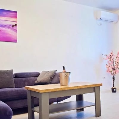 Long-term rental of a 3-room apartment, 100 m², in Mamaia district, Constanța, Romania