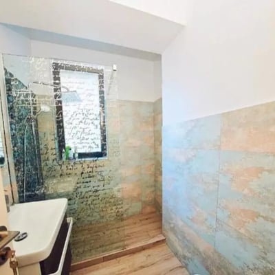 Long-term rental of a 3-room apartment, 100 m², in Mamaia district, Constanța, Romania