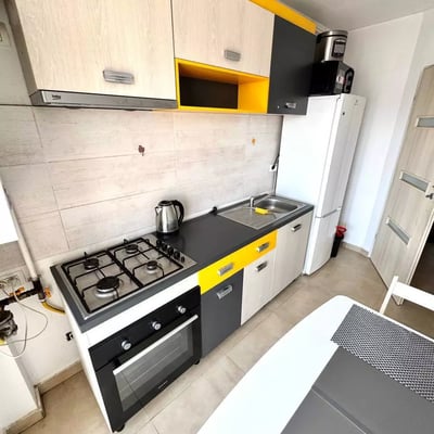 Location longue durée d’un appartement d’une pièce, à Chiajna, 6e secteur, Bucarest, Roumanie