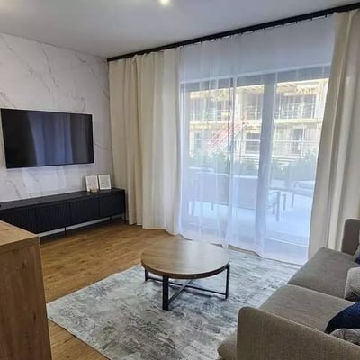 Langzeitmiete einer 2-Zimmer-Wohnung, 44 m², im Stadtteil Kleczków, Breslau, Polen