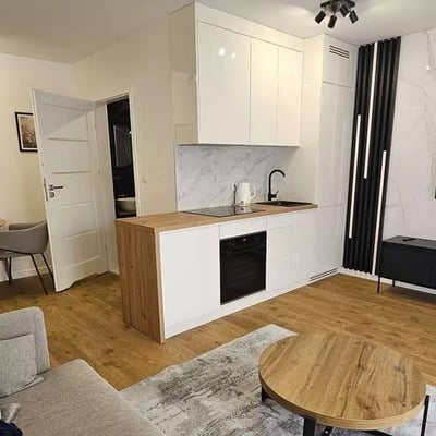 Langzeitmiete einer 2-Zimmer-Wohnung, 44 m², im Stadtteil Kleczków, Breslau, Polen