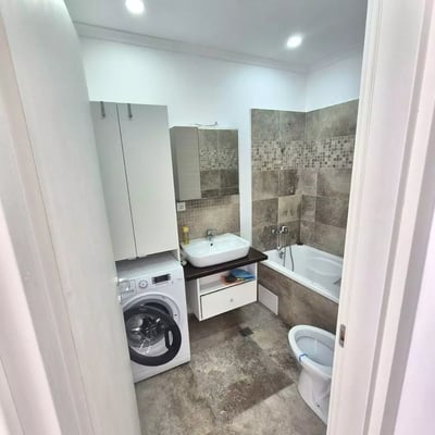 Location longue durée d’un appartement de 3 pièces, 67 m², Bucarest, Roumanie