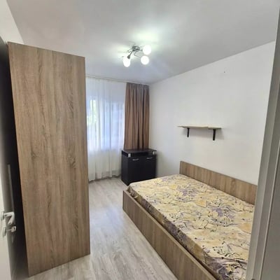 Location longue durée d’un appartement de 3 pièces, 67 m², Bucarest, Roumanie