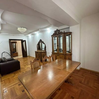 Long-term rental of an apartment, 140 m², Batumi, Georgia