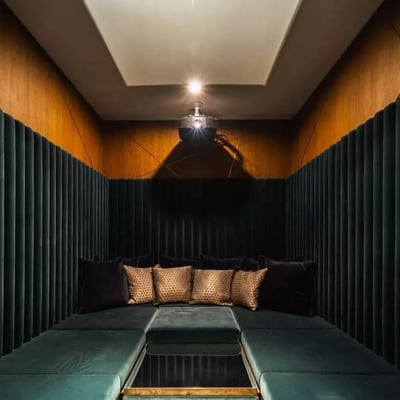 Long-term rental of an apartment, 236 m², in Śródmieście district, Warsaw, Poland