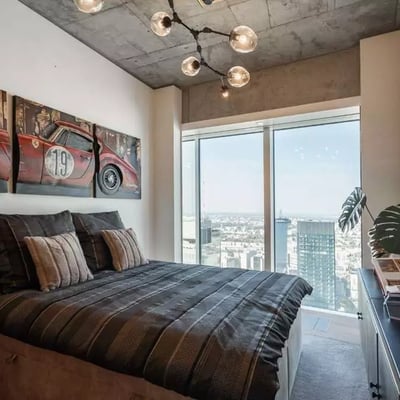 Long-term rental of an apartment, 236 m², in Śródmieście district, Warsaw, Poland