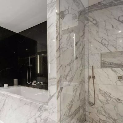 Long-term rental of an apartment, 236 m², in Śródmieście district, Warsaw, Poland