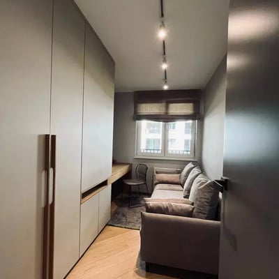 Долгосрочная аренда 3-комнатной квартиры, 50 м², в районе Zabłocie, Краков, Польша