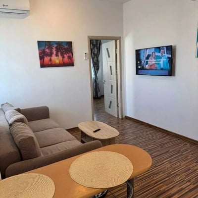 Long-term rental of a 2-room apartment, 40 m², in Vivo district, Constanța, Romania