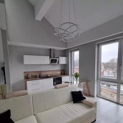 Langzeitmiete einer 2-Zimmer-Wohnung, 58 m², im Stadtteil Podgórze, Krakau, Polen