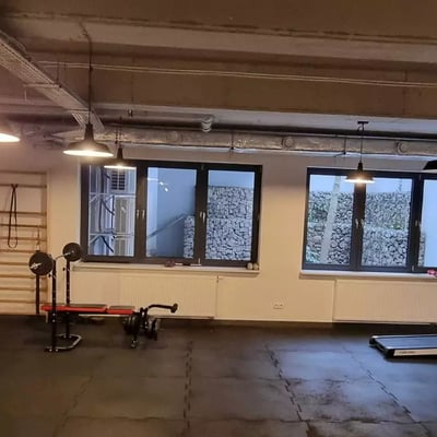 Location longue durée d’un appartement de 2 pièces, 58 m², à Podgórze, Cracovie, Pologne