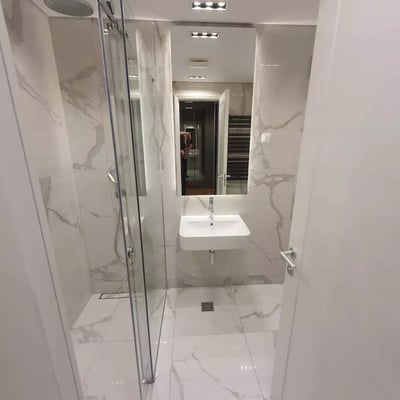 Alquiler a largo plazo de un piso de 2 habitaciones, 67 m², Belgrado, Serbia