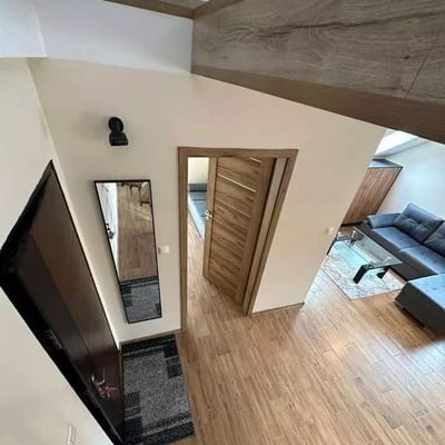 Langzeitmiete einer 3-Zimmer-Wohnung, 67 m², Stadtteil Dębniki, Krakau, Polen
