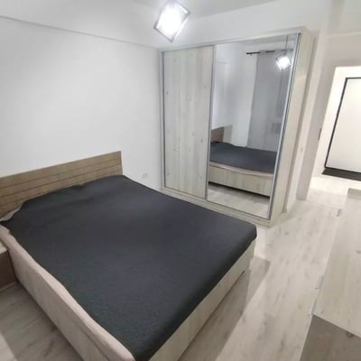 Alquiler a largo plazo de un piso de 1 dormitorio, distrito Chiajna, Bucarest, Rumanía