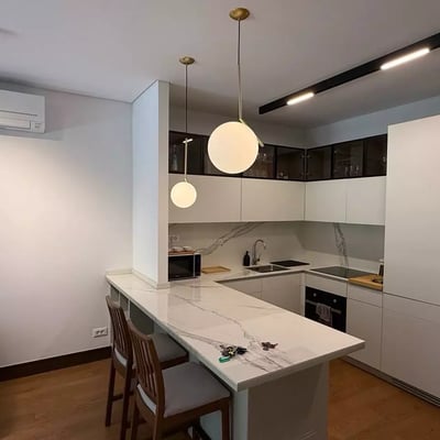 Location longue durée d’un appartement de 2 pièces, 60 m², dans la résidence premium Knez Miloš, Belgrade, Serbie