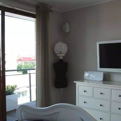 Long-term rental of a 3-room apartment, 78 m², Powiśle, Warsaw, Poland