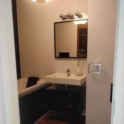 Long-term rental of a 3-room apartment, 78 m², Powiśle, Warsaw, Poland