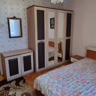 Long-term rental of a 2-room apartment, 60 m², Inel II district, Constanța, Romania