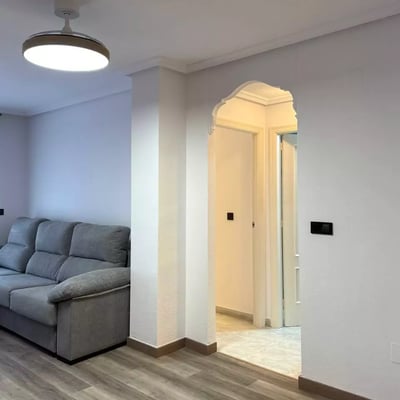 Долгосрочная аренда квартиры с 4 спальнями в Торревьехе, Испания