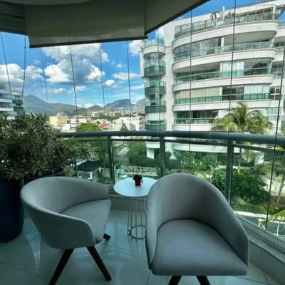 Langzeitmiete einer 4-Schlafzimmer-Wohnung, 292 m², in Barra da Tijuca, Rio de Janeiro, Brasilien