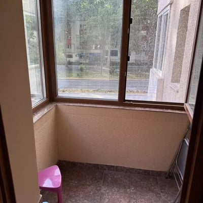 Long-term rental of a 4-room apartment, 85 m², in Tomis II, Constanța, Romania