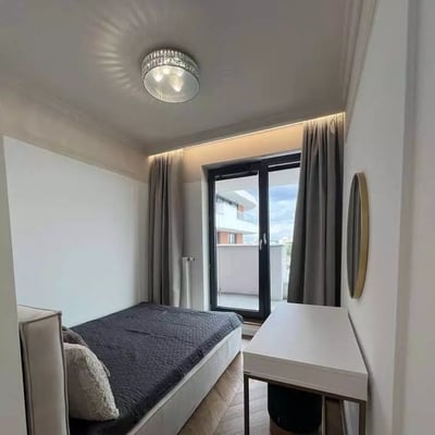 Long-term rental of a 4-room apartment, 94 m², in Grzegórzki, Kraków, Poland