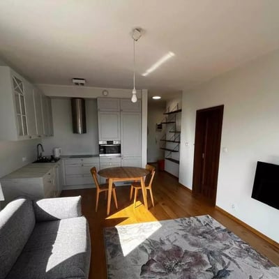 Langzeitmiete einer 2-Zimmer-Wohnung, 56 m², in Dębniki, Krakau, Polen