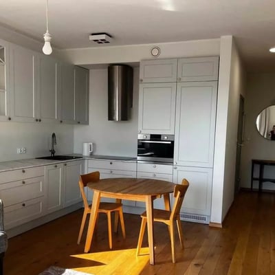 Langzeitmiete einer 2-Zimmer-Wohnung, 56 m², in Dębniki, Krakau, Polen