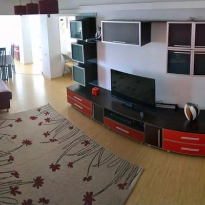 Long-term rental of a 3-room apartment, 108 m², in Faleza Nord, Constanța, Romania