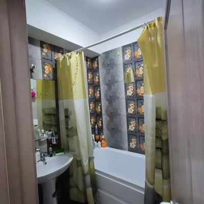 Langzeitmiete einer 2-Zimmer-Wohnung, 55 m², in Campus, Constanța, Rumänien