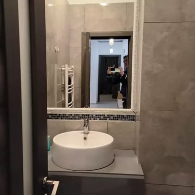 Long-term rental of a 3-room apartment, 90 m², in Tomis Plus, Constanța, Romania