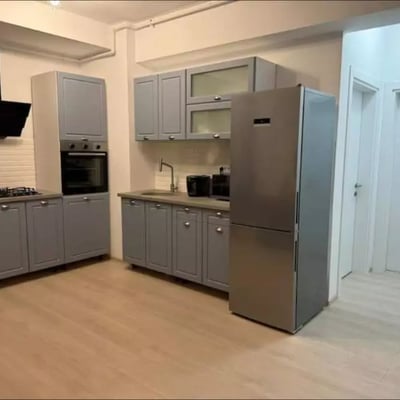 Long-term rental of a 3-room apartment, 70 m², in Constanța, Romania