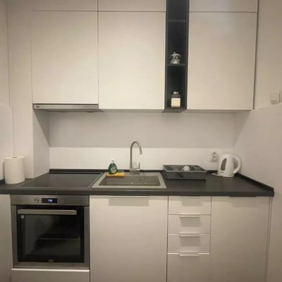 Location longue durée d’un appartement de 3 pièces, 66 m², à Vračar, Belgrade, Serbie