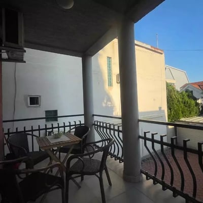 Long-term rental of a 3-room apartment, 66 m², in Vračar, Belgrade, Serbia