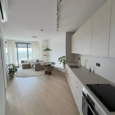 Langzeitmiete einer 2-Zimmer-Wohnung, 58 m², in Staré Mesto, Bratislava, Slowakei